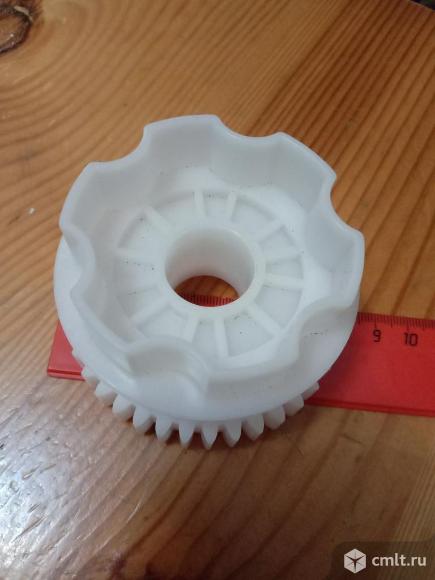 Шестеренка для детского электромотоцикла. Фото 1.