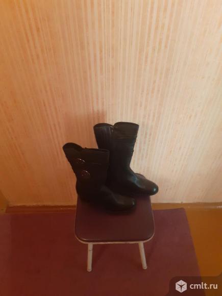 Продаю зимние  женские сапоги. Фото 2.