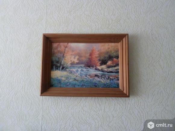 Картина в деревянном багете. Фото 1.