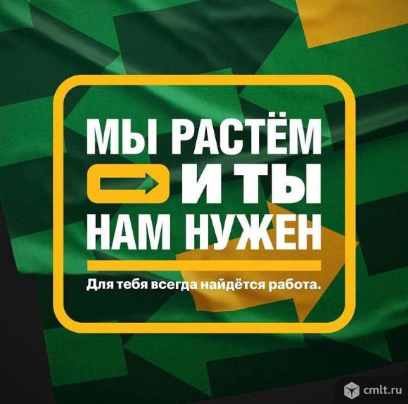 Сотрудник в Сабвей. Фото 1.