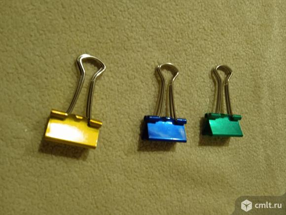 Зажим зажимы для бумаги цветные перламутровые. Фото 1.