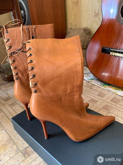 Сапоги. Фото 1.