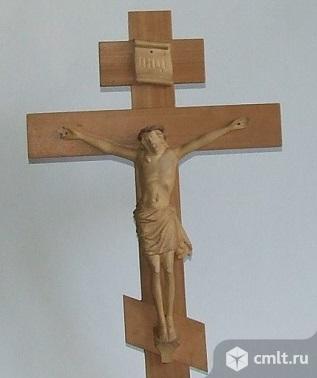 Крест-распятие. Фото 1.