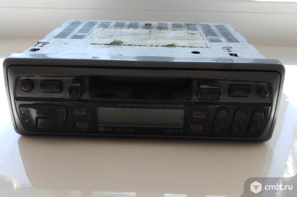 Автомагнитола. Фото 1.