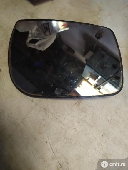 Зеркало левое. Фото 1.