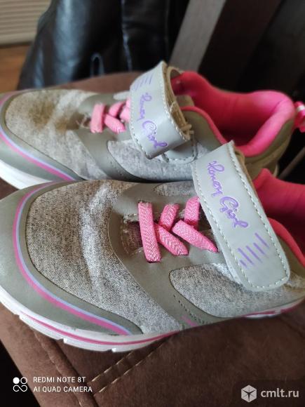 Кроссовки на девочку. Фото 3.