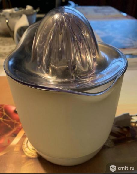 Соковыжималка для цитрусовых. Фото 1.