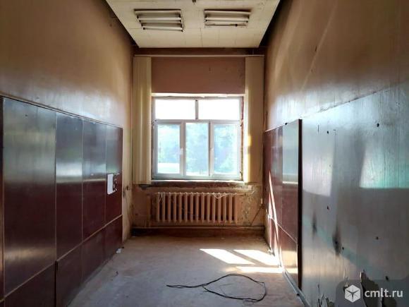 Предлагаются в аренду офисы на первом этаже. Фото 1.