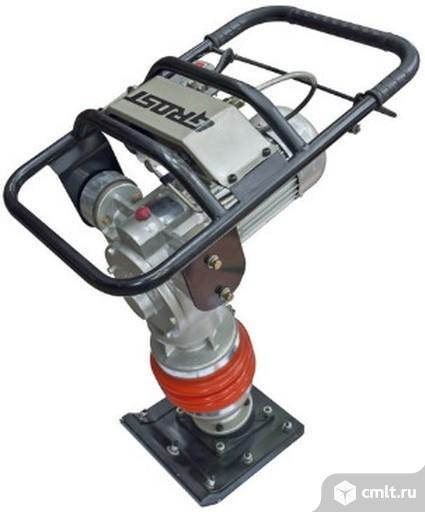 Аренда (прокат) - Электрический трамбовщик. Фото 1.