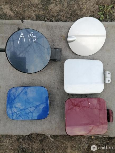 Лючек бензобака. Фото 1.