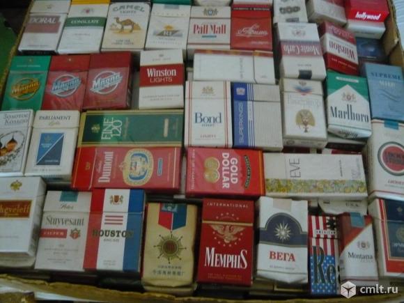 Коллекция сигаретных пачек. Фото 1.