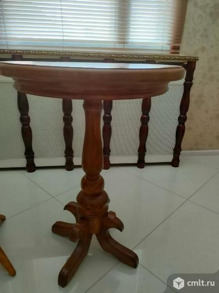 Стол из натурального дерева. Фото 4.