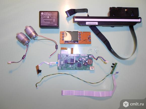 Запчасти от принтера HP Deskjet 3070A. Фото 1.