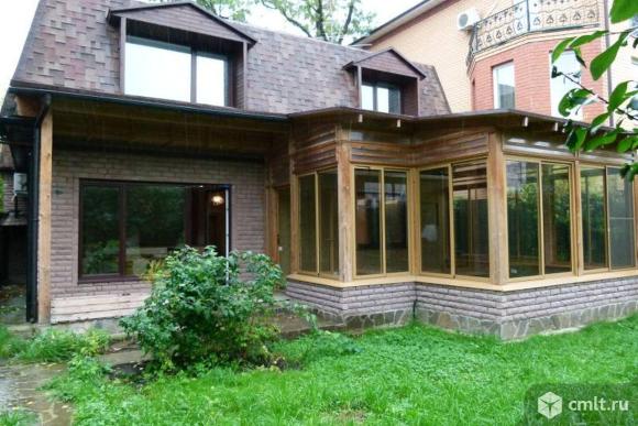 В аренду: коттедж 212 м2.. Фото 1.