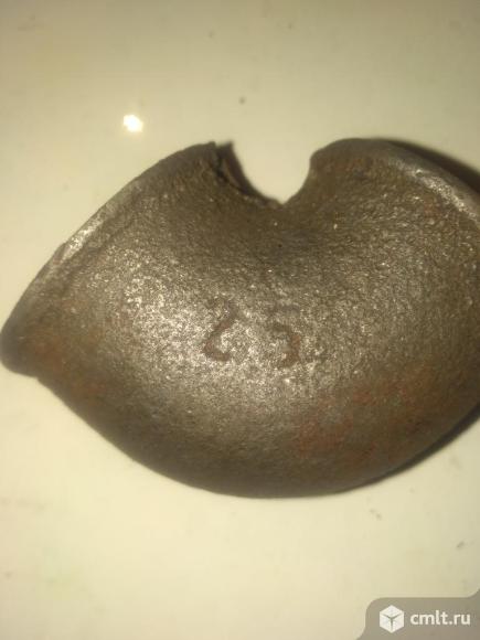 Чугунные уголки ду25. Фото 1.