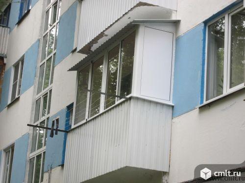 Остекление: балконы, лоджии, беседки. Наружная и внутренняя отделка балконов и лоджий.. Фото 1.