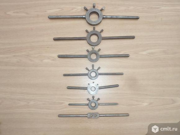 Плашкодержатель 38 мм. Фото 1.