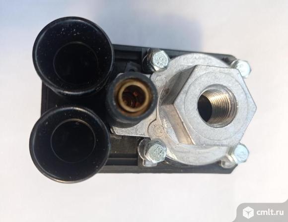 Переключатель давления FUBAG 210001. Фото 3.