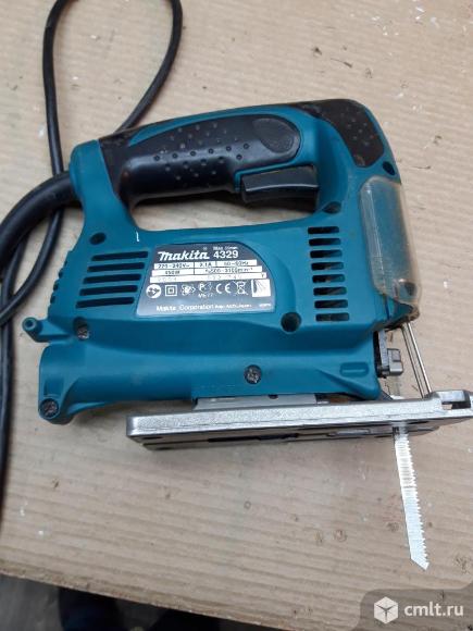 Электролобзик Makita 4329. Фото 2.