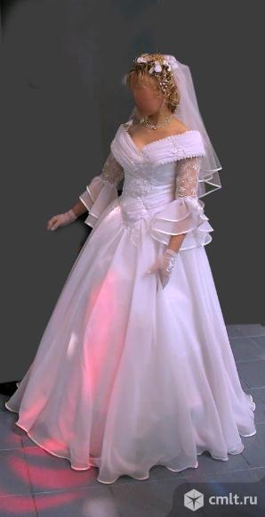 Свадебное платье. Фото 1.