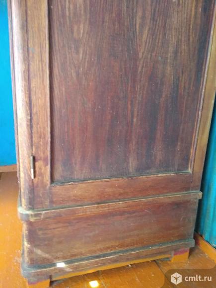 Шкаф старинный дубовый. Фото 1.