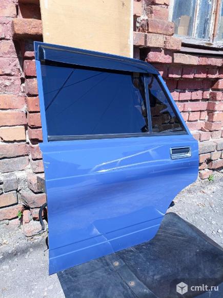 Дверь задняя левая ВАЗ 2105-2107 в сборе. Фото 1.