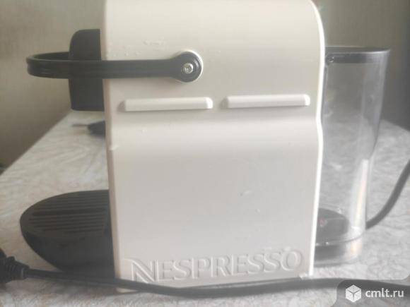 Кофеварка Nespresso. Фото 1.