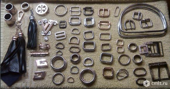 Фурнитура для ремней и сумок. Фото 1.