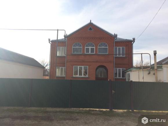 Дом 240.8 м2 на участке 11.93 сот.. Фото 1.