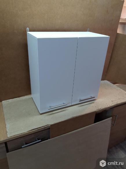 Кухонный навесной шкаф. Фото 1.