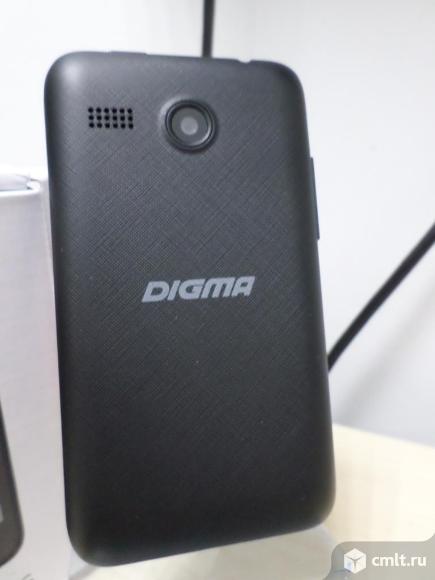 Смартфон Digma FIRST XS350 2G. Фото 2.