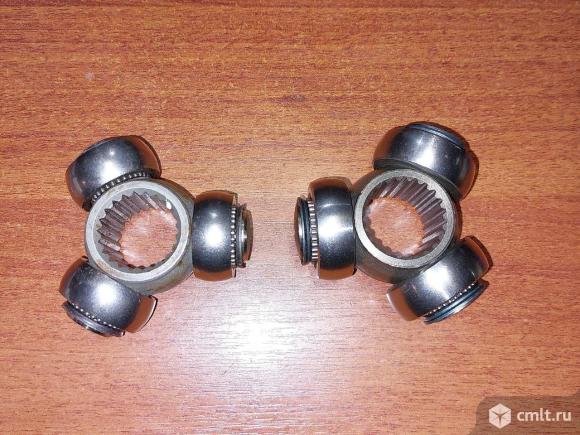 трипоид внутреннего шруса, крестовина внутреннего шрусаМуфта С Шипами, Приводной Вал, Ford C-MAXНОМЕРА ДЛЯ 1,4 -1,6 : -3499 руб FORD 4380673, 1459743, 1477836, 1481244, 1731643, 1481246, 172207