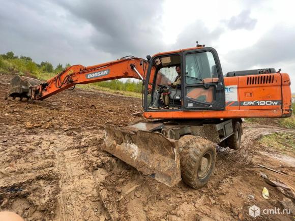 Машинист-тракторист. Фото 1.