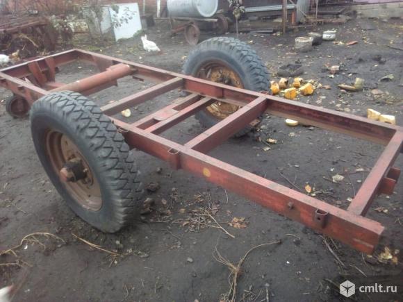 Прицеп одноосный (шасси). Фото 4.