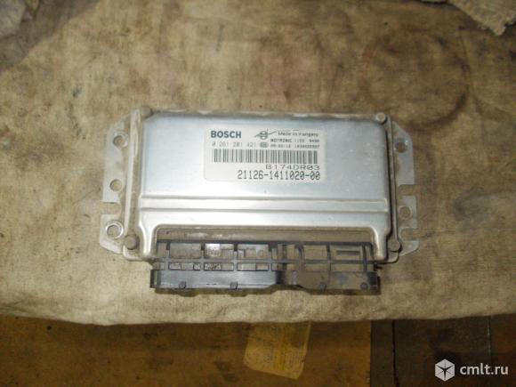 Контроллер ЭБУ BOSCH -ПРИОРА. Фото 1.