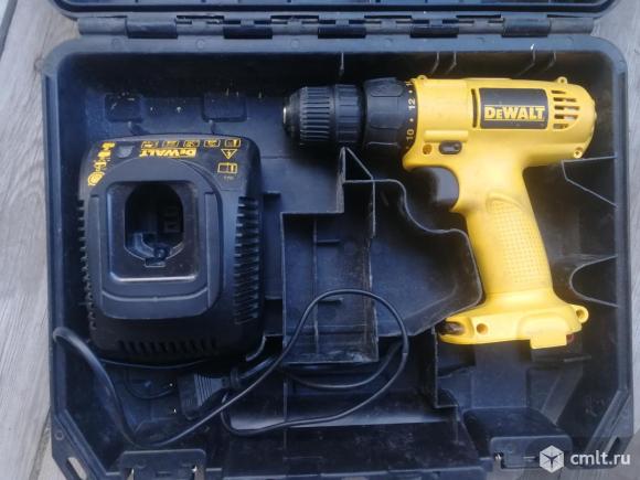 Шуруповёрт Dewalt DW907. Фото 1.