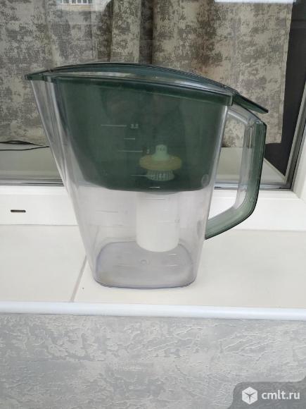 Водный фильтр-кувшин "Барьер Гранд". Фото 1.