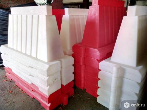Покупаем остатки водоналивных барьеров (водоналивные блоки бу). Фото 1.