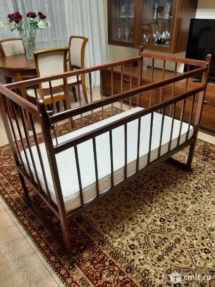 Детская кровать. Фото 1.