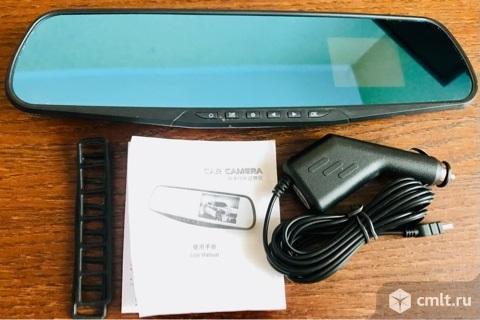 Видеорегистратор зеркало. Фото 1.