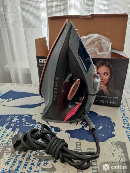 Утюг REDMOND RI-C285 черный новый. Фото 1.
