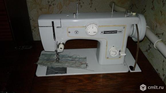 Швейная ножная машинка Подольск 132. Фото 1.