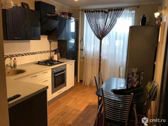 Космонавтов, Мед. Училище. район Самолета. Фото 1.