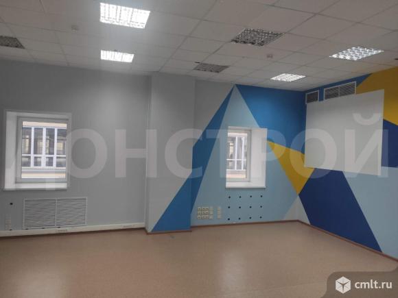 Аренда офиса 462.7 м2. Фото 1.