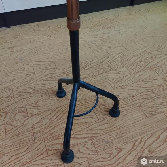 Трость трехопорная. Фото 3.