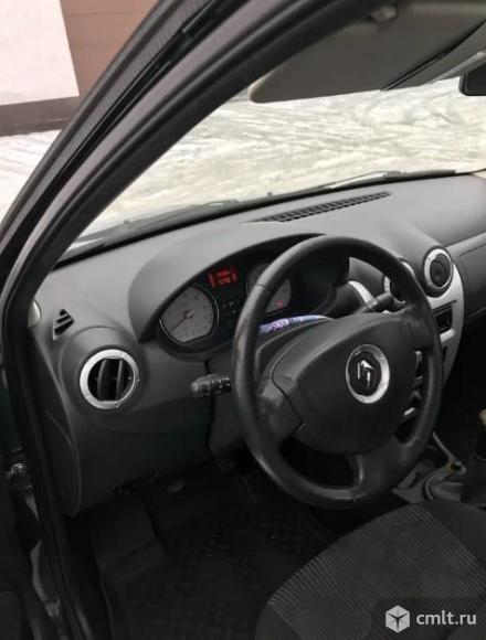 Renault Logan - 2011 г. в.. Фото 5.