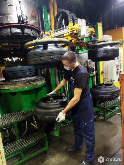 Рабочий на производство. Фото 1.