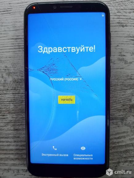 Смартфон Philips S561. Фото 1.