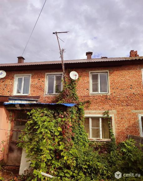 4-комнатная 2 этажная кв-ра, 2 гаража. Фото 1.