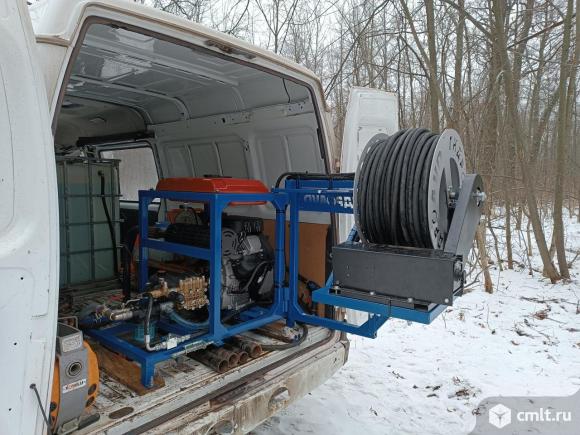 Прочистка канализации, устранение засора, гидродинамическая промывка труб.. Фото 1.